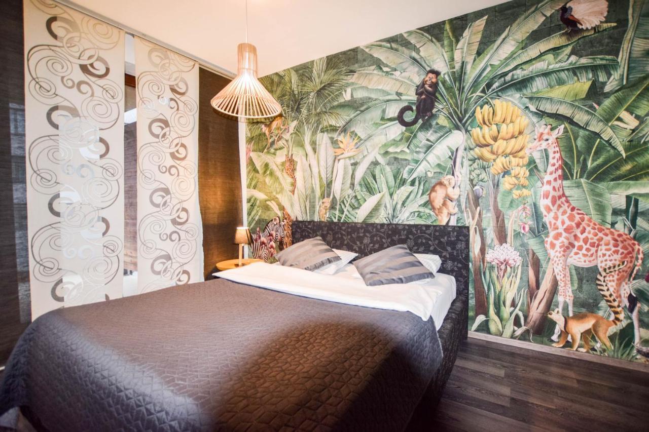 Apartament Z Widokiem Na Wawel W Centrum Miasta Cracovie Extérieur photo